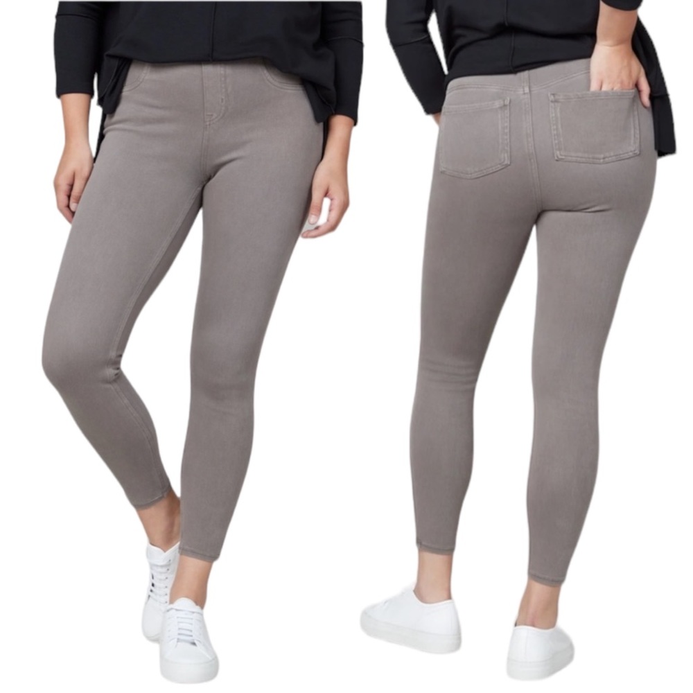 SPANX Jean-ish Ankle‎ Leggings in Gray. Size Medium